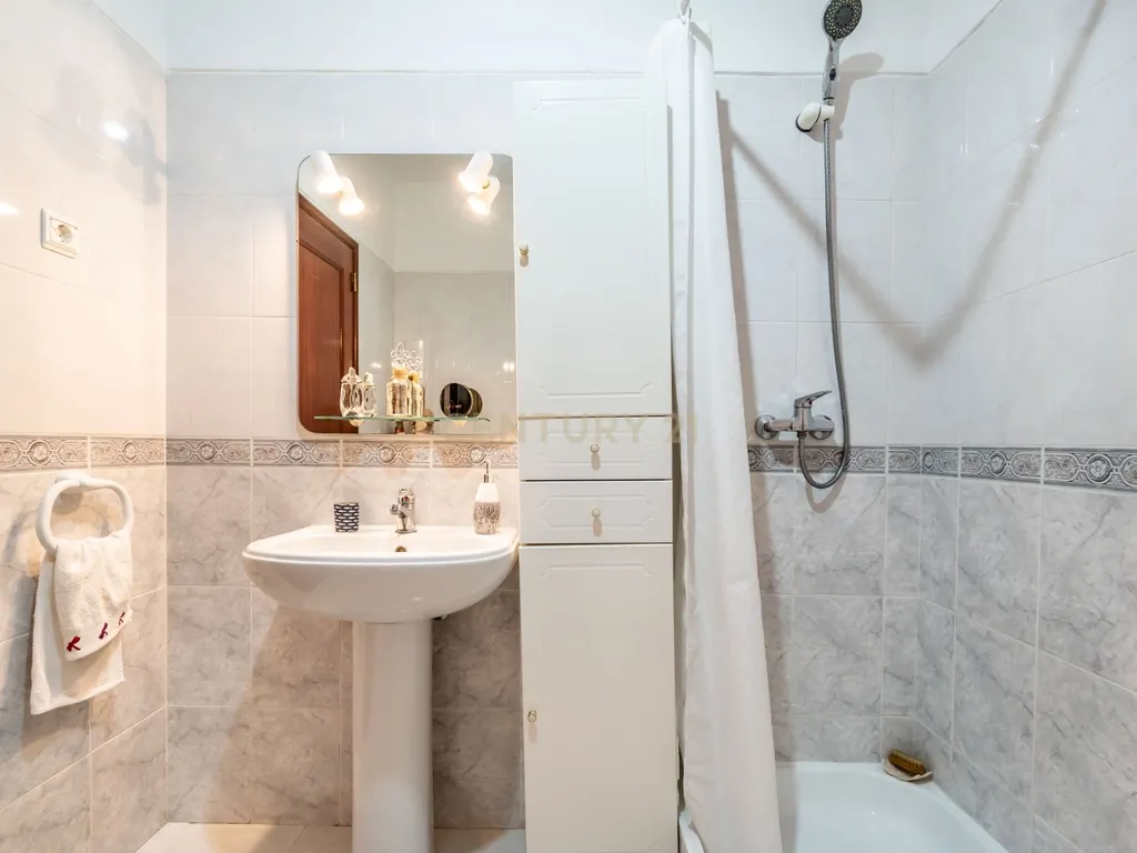 Casa T3 em Tunes - Image 7