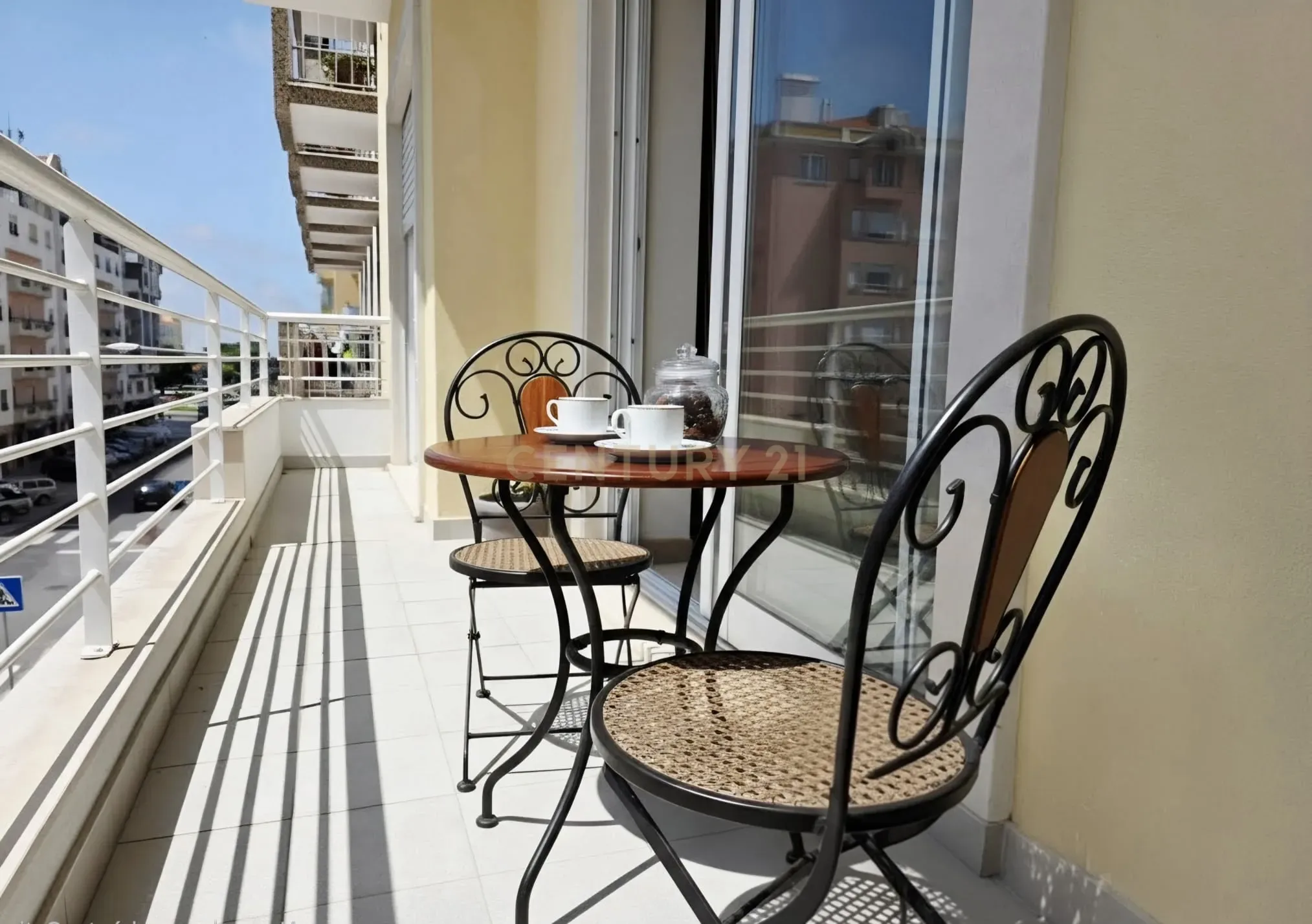Fotografia 3 de Apartamento T4 com Parqueamento, nas Caldas da Rainha