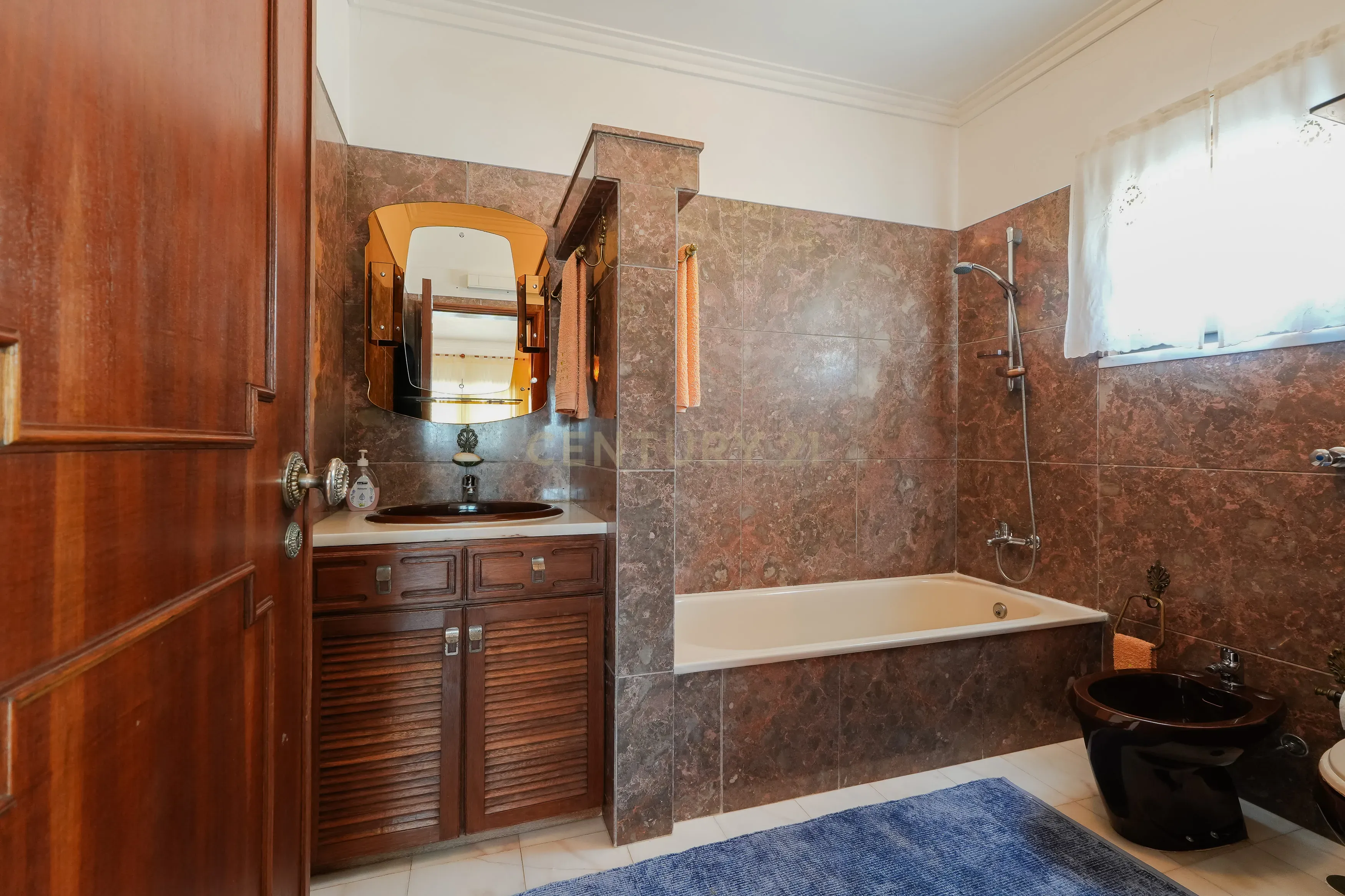 Oportunidade, moradia com piscina e vista panorâmica na Agualva.  - Image 17