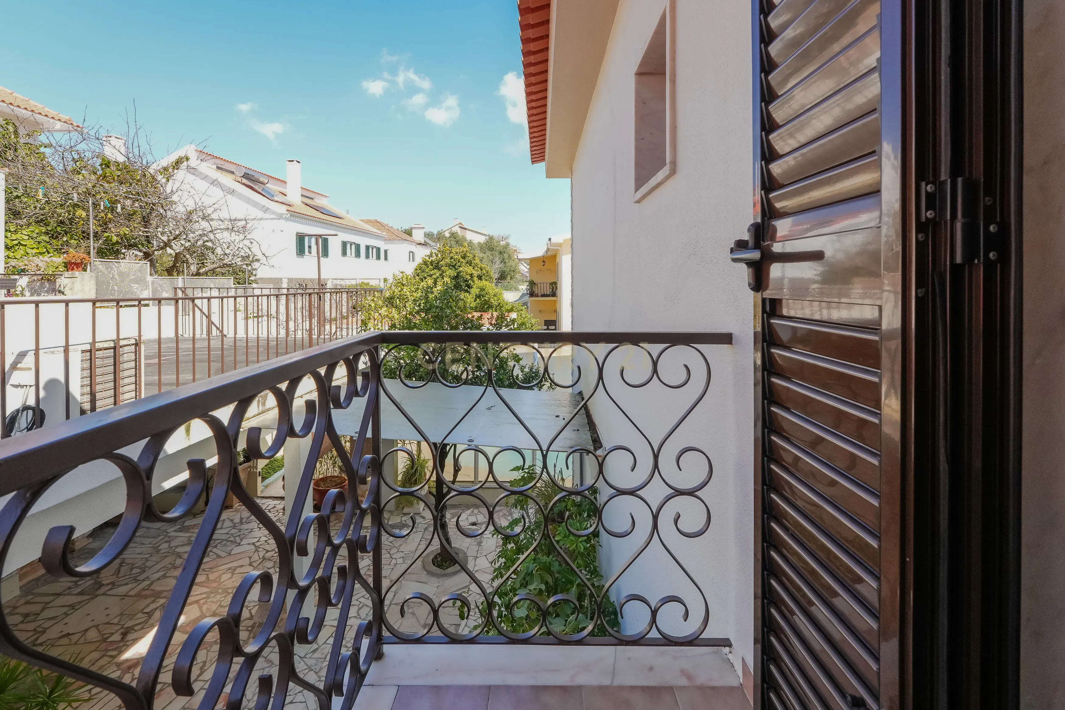 Oportunidade, moradia com piscina e vista panorâmica na Agualva.  - Image 14