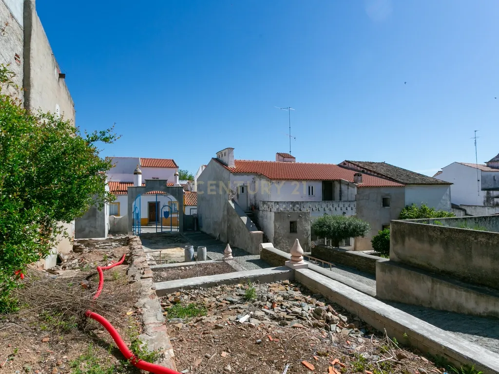 Oportunidade Única de Investimento em Mourão – Alentejo, Portugal - Image 26