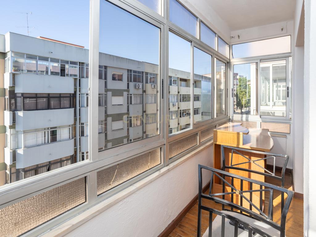 Apartamento T3 em Almada com Excelente Localização - Image 43