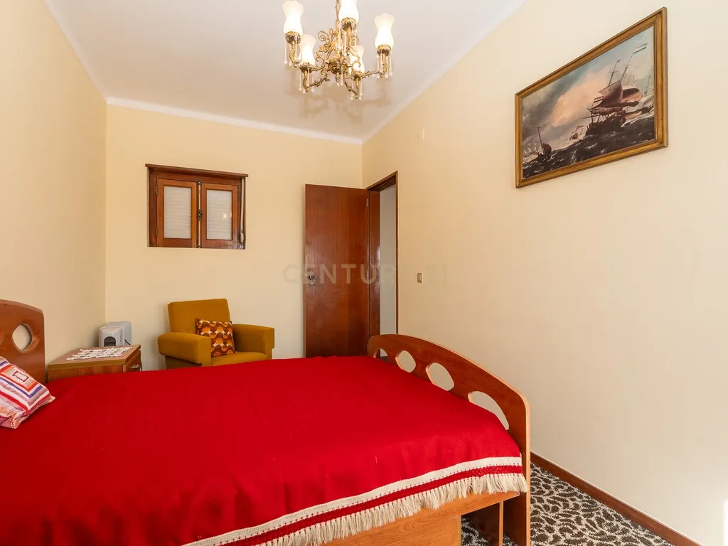 ** Excelente Moradia T3 c/ boas áreas na Ventosa - Torres Vedras ** - Image 18