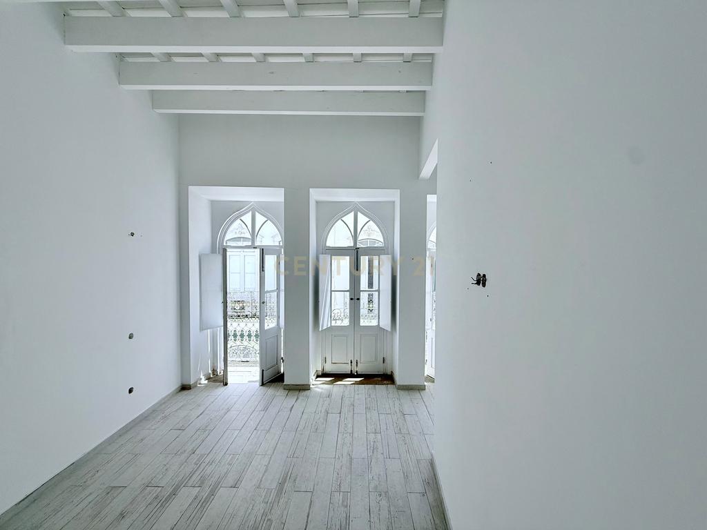 Apartamento T3 Duplex no coração da Baixa de Olhão - Image 2
