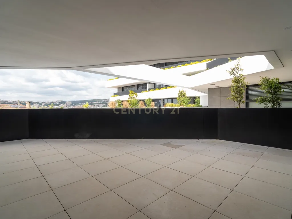 T1+3 único no prestigiado empreendimento Lux Garden – Coimbra - Image 21