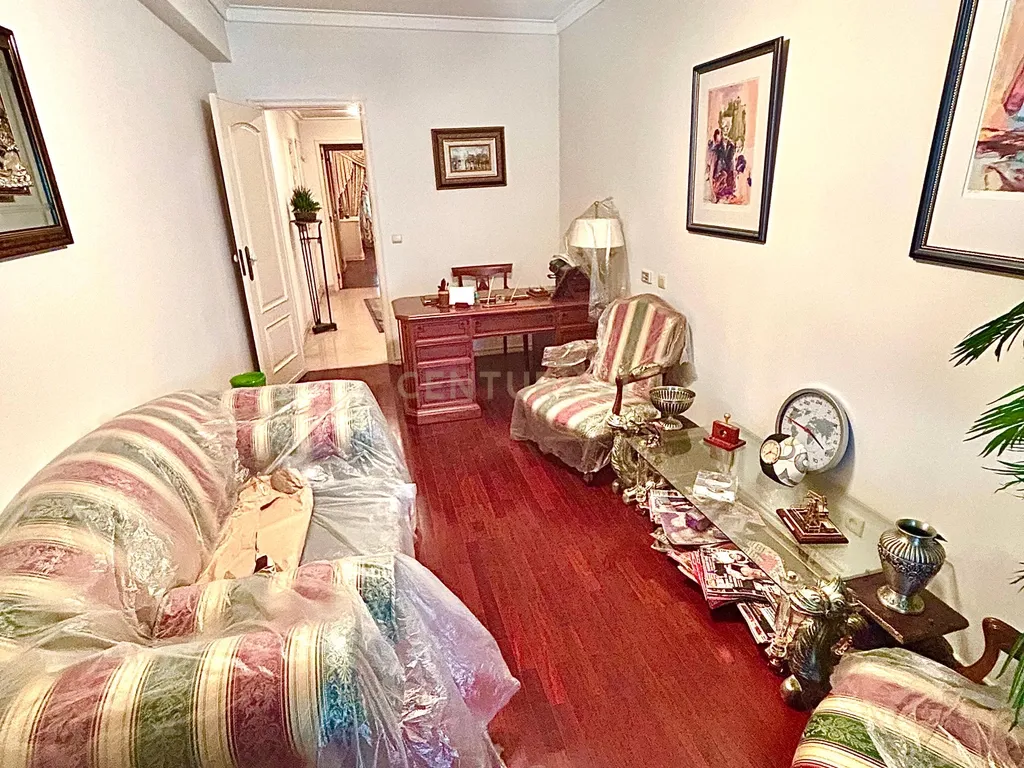 Apartamento T4 para arrendamento na freguesia de Arroios, em Lisboa - Image 6