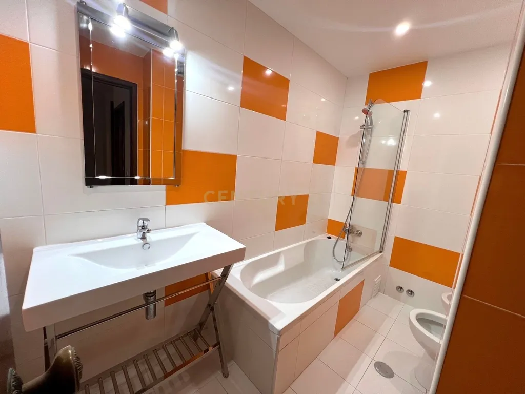 Apartamento T3 para Arrendamento no Centro de Caldas da Rainha - Image 12