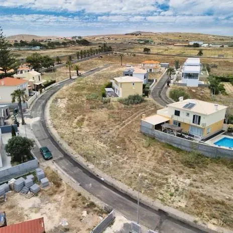 Fotografia 3 de Terreno Urbano com Projeto Aprovado no Sítio das Lombas, Porto Santo