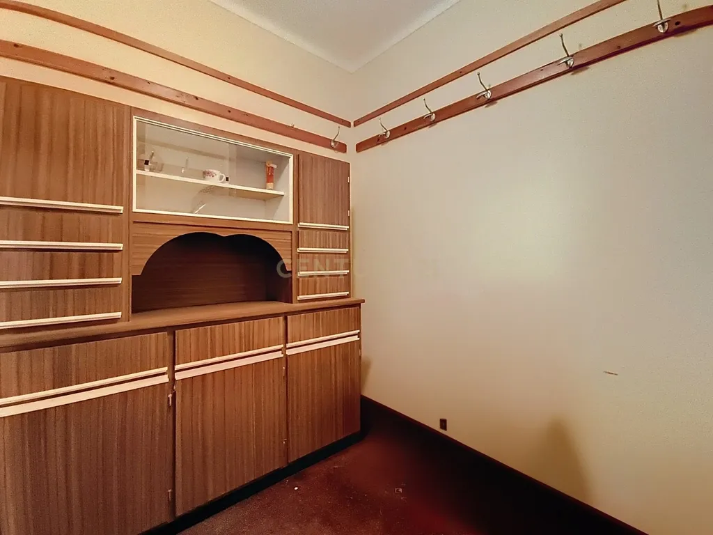 Moradia com Potencial em Arrifes – Ponta Delgada - Image 9