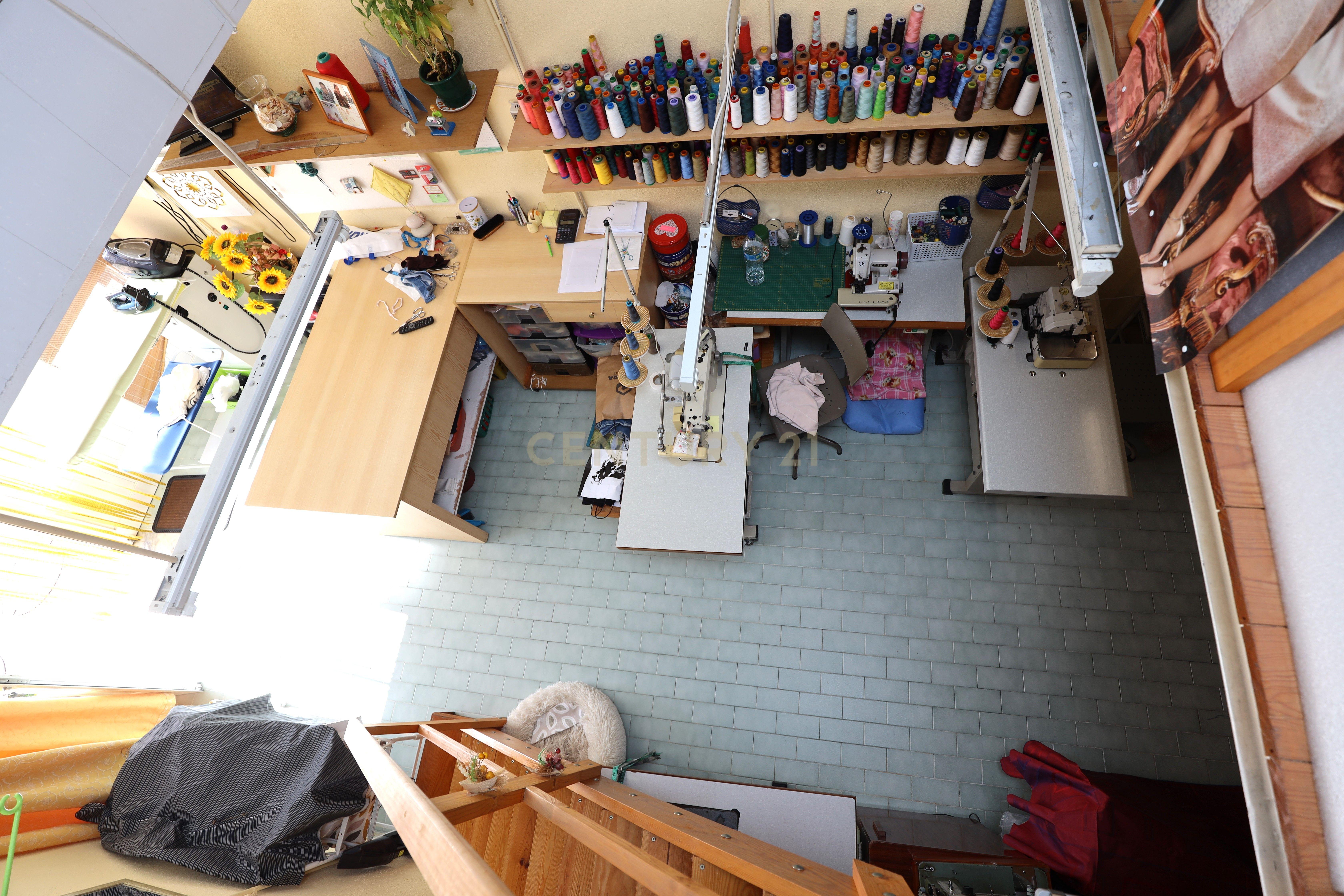 Garagem independente com 30m² - Image 9