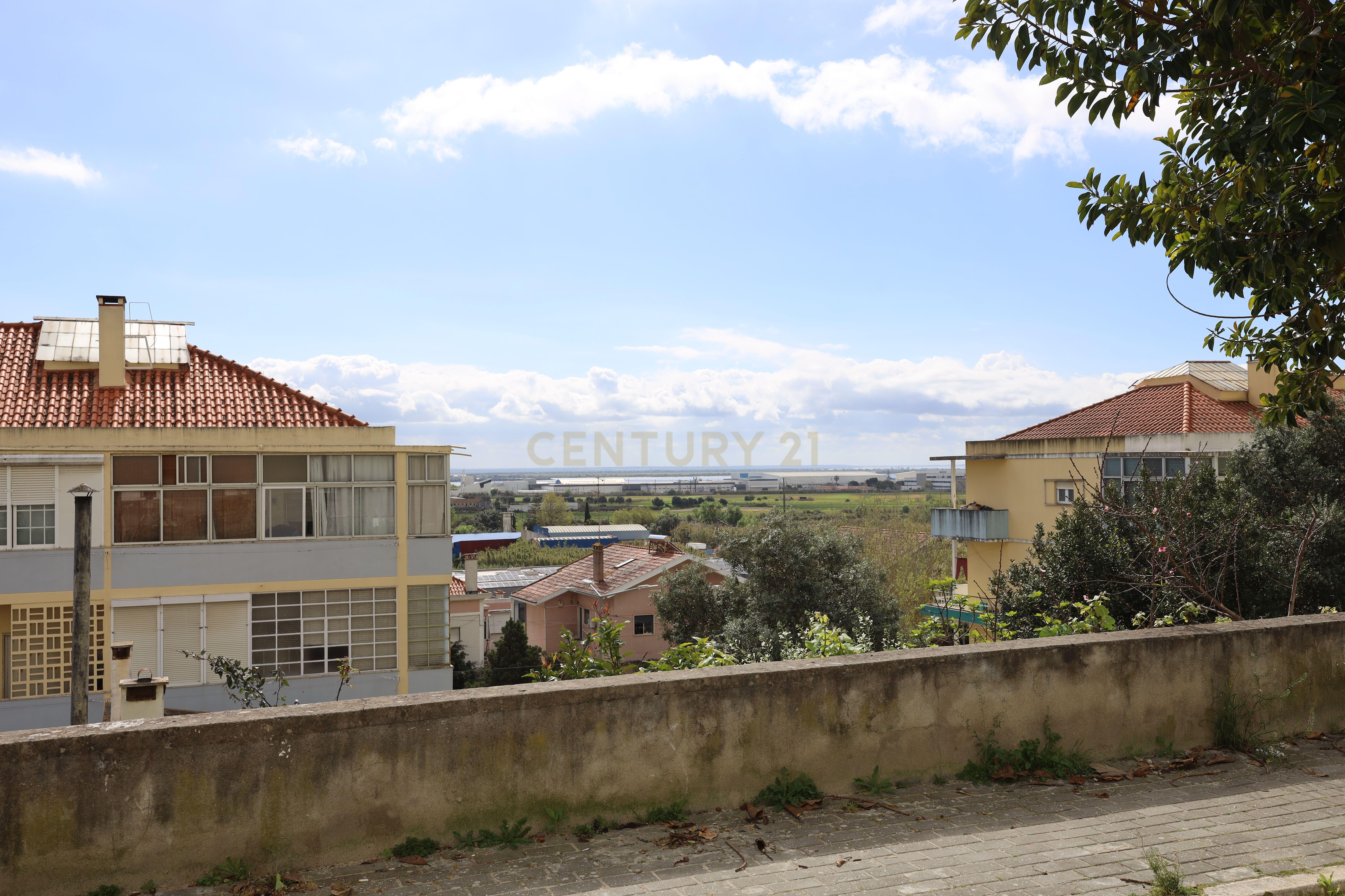 Garagem independente com 30m² - Image 17
