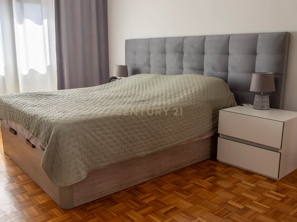Apartamento T1 com Varanda em Agualva, Sintra - Image 5