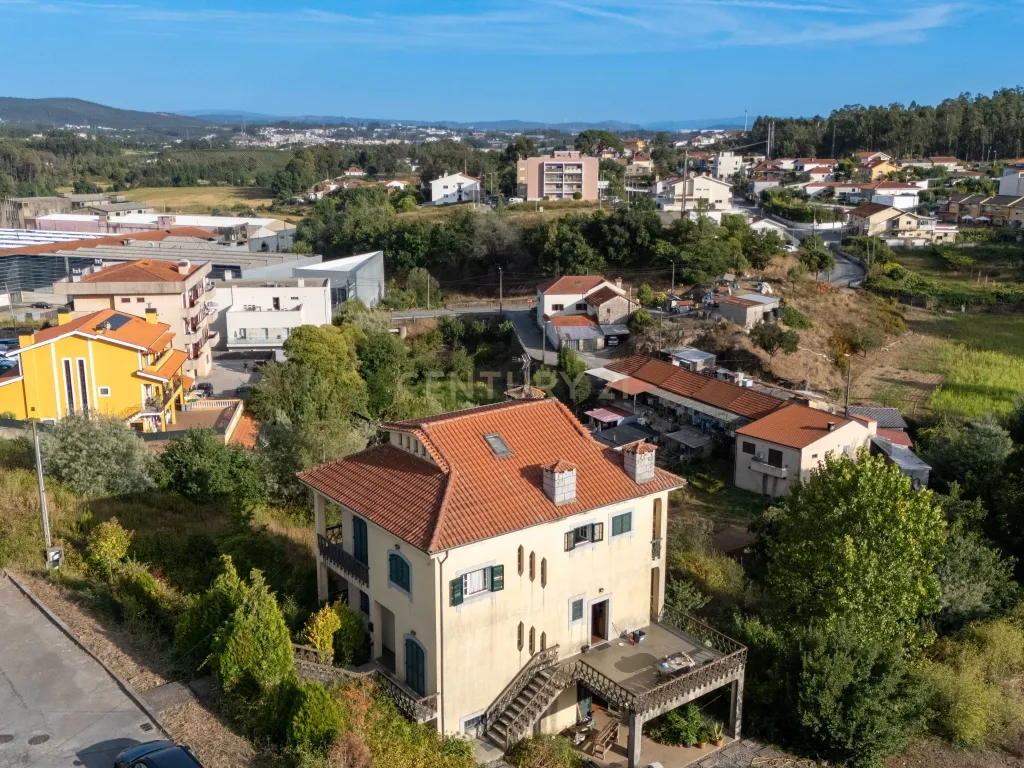 Moradia T4 com terreno total de 9.000 m² | Sobrado, Valongo - Image 25