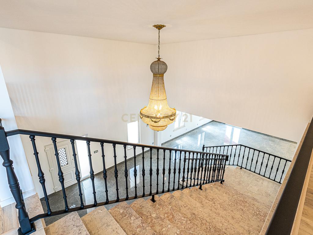 Moradia T6 de Luxo - 924 m² - Piscina - São Pedro da Cadeira - Nova - Image 45