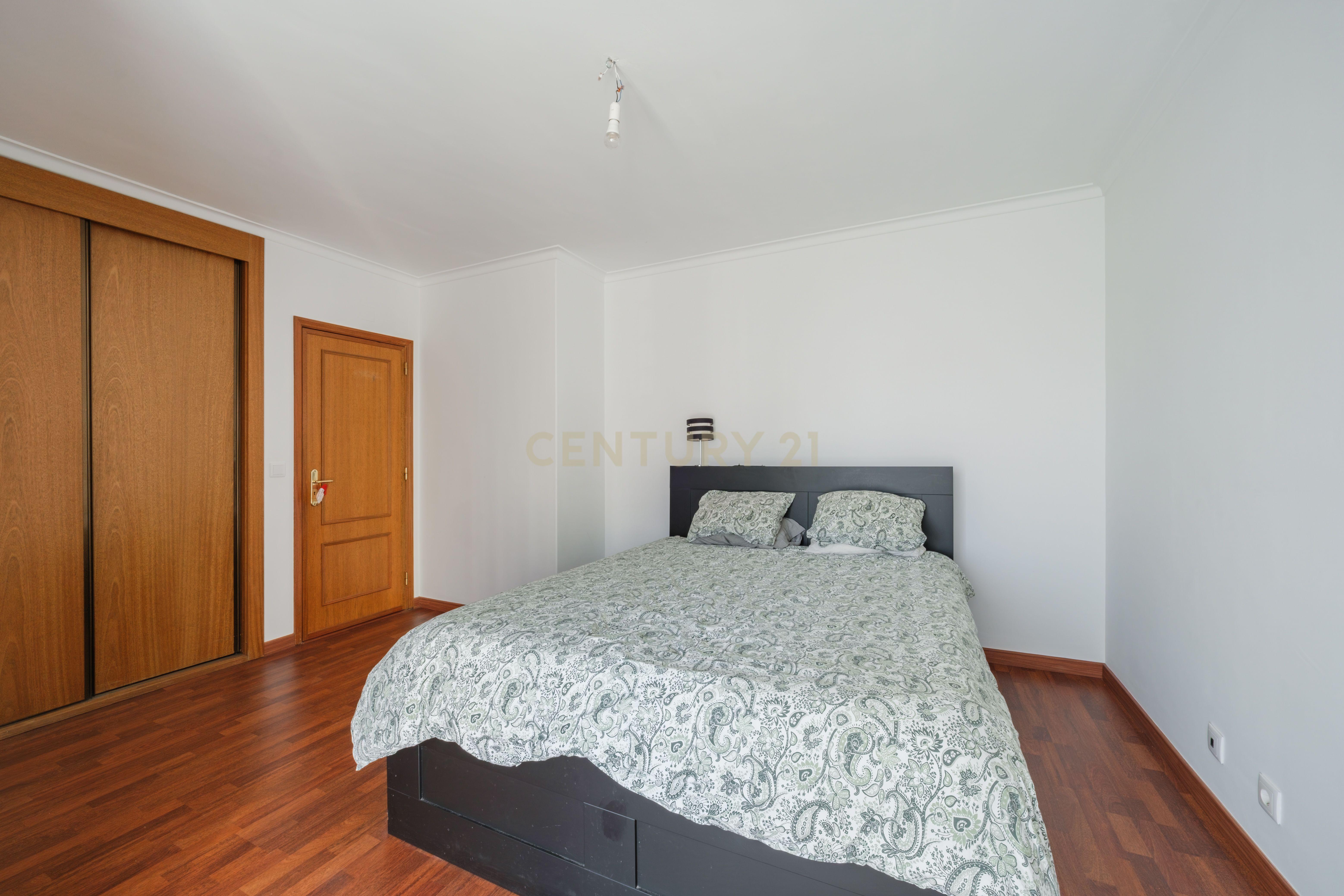 Apartamento T3 à venda em Casal de Cambra, Sintra — foto 16