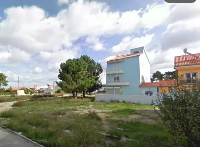 Land for sale in Sesimbra, Portugal — €66,400