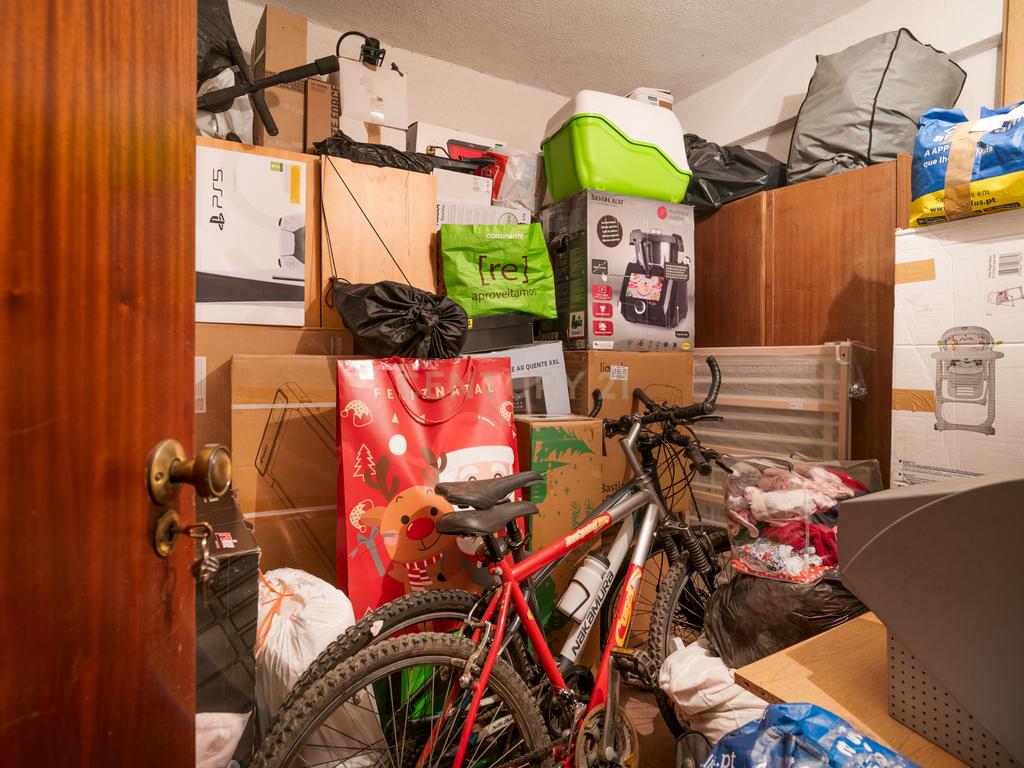 Um apartamento com luz, espaço e a base certa para criar uma casa à sua medida - Image 34