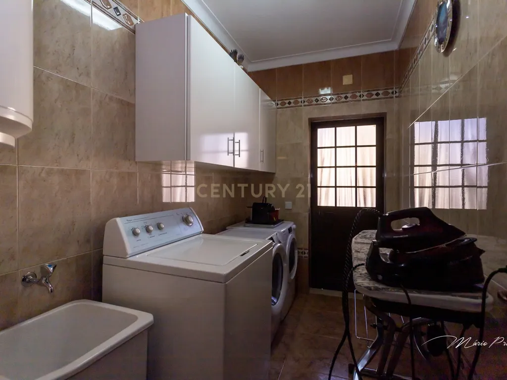 💥 Excelente Moradia T4 – Samouco – Alcochete 💥 - Image 36