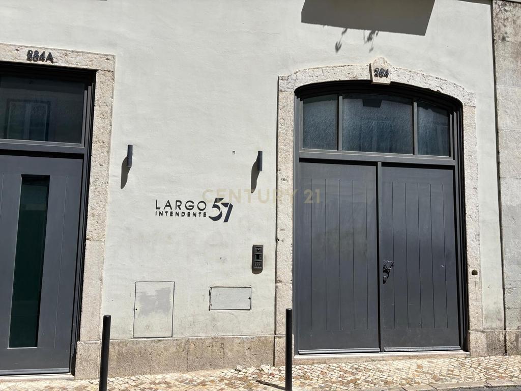 Apartamento Charmoso no Coração do Intendente com Licença para Alojamento Local - Image 15