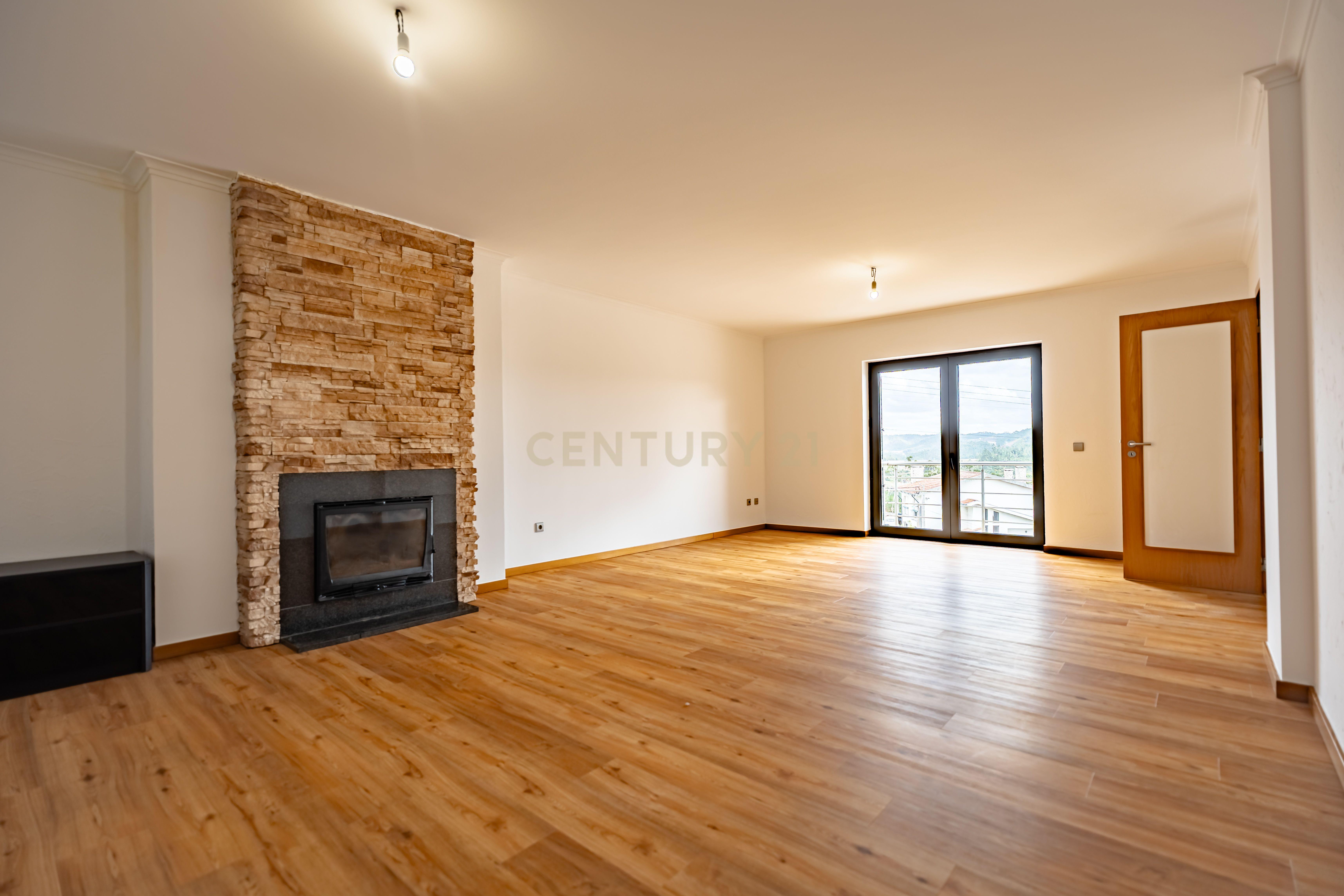 Apartamento T3 em Ceira, €310.000