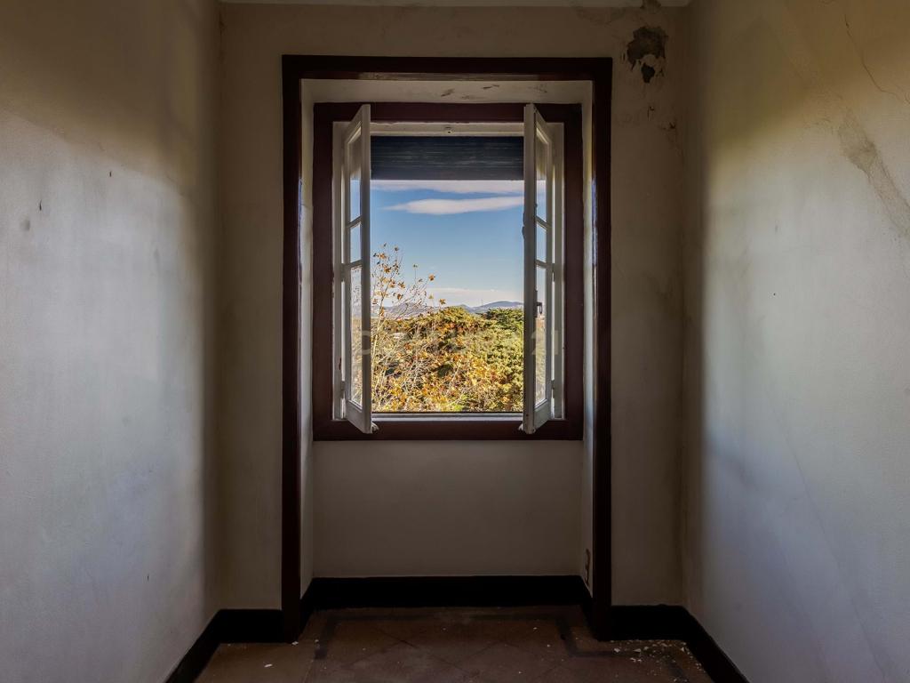 Palacete com 5 Quartos no Coração de Sintra - Image 21