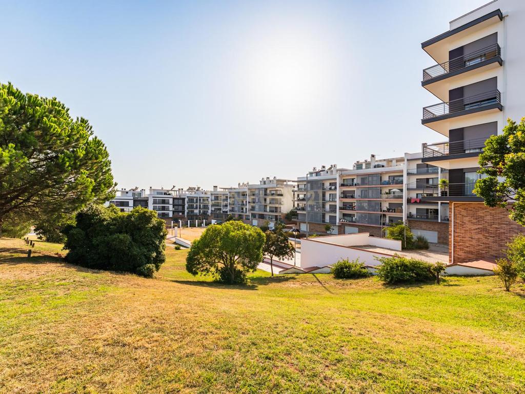 T3 Exclusivo com 161 m², Vista Mar e Potencial para Duplex | Quinta de Santa Teresa - Image 45
