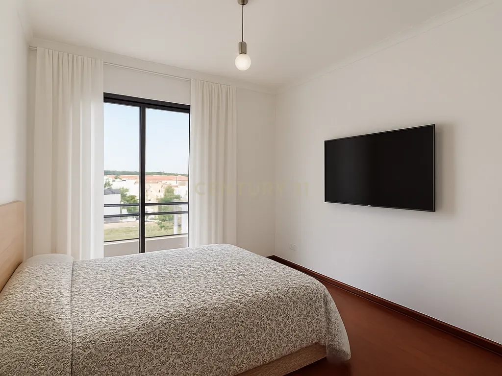 Apartamento T3 com garagem e arrecadação em Abrantes - Image 18
