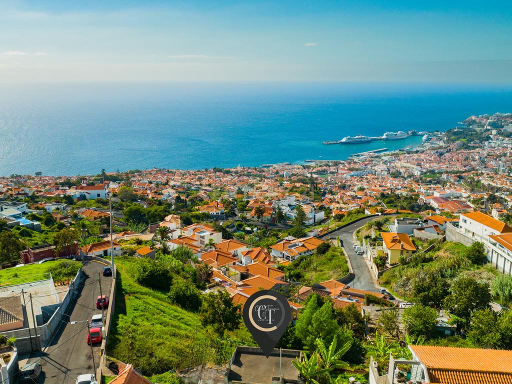 Terreno Urbano com Ruína e Vista Mar na Boa Nova - Image 6