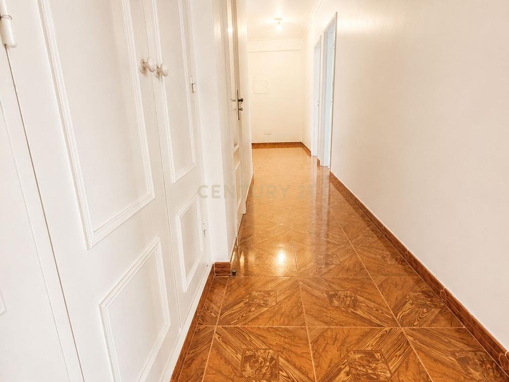 Apartamento T2 em Quinta do Conde, a 5 min Estação comboio da Fertagus - Image 5