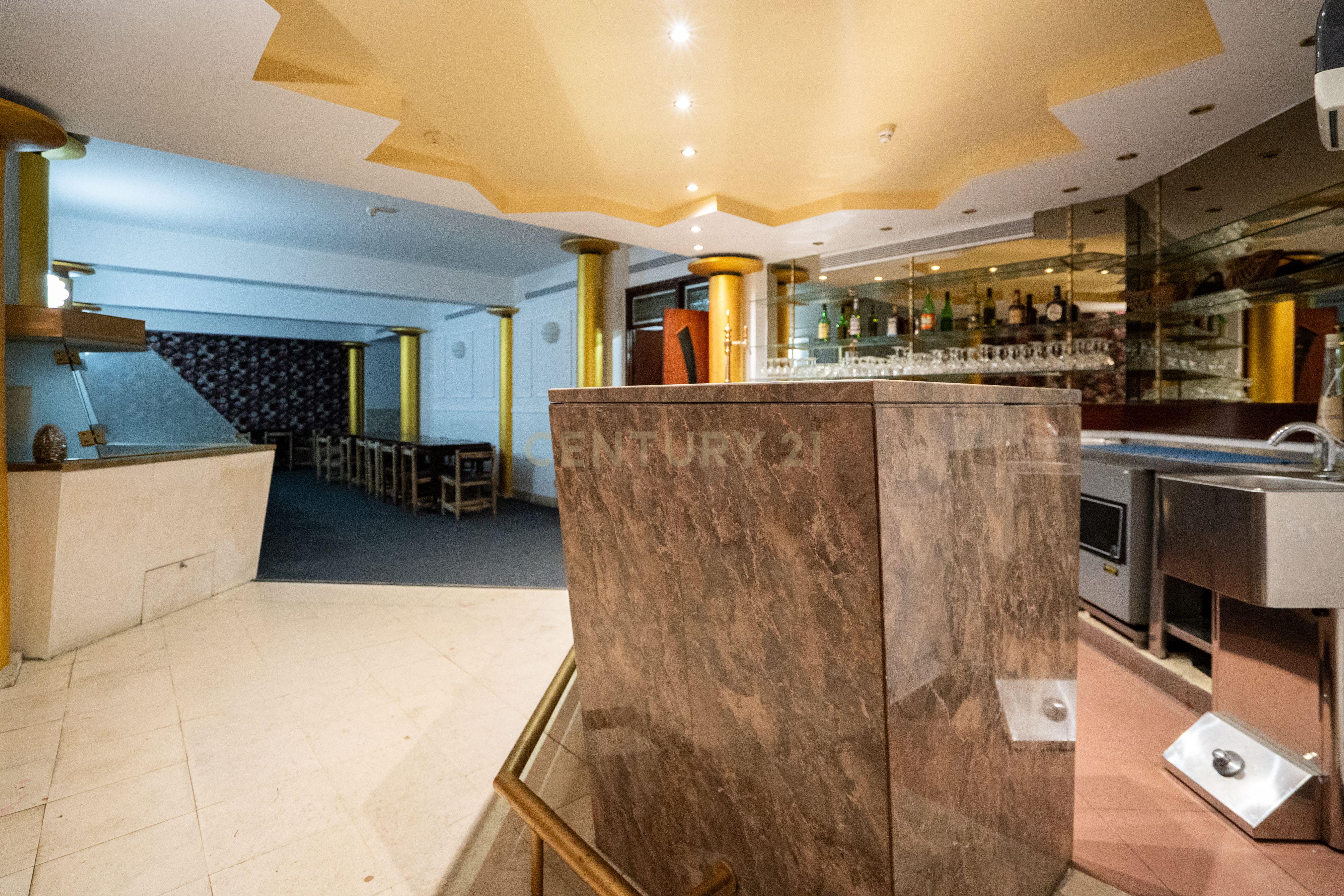 Fotografia 12 de Loja Espaçosa em Avenidas Novas, Lisboa - 180m²