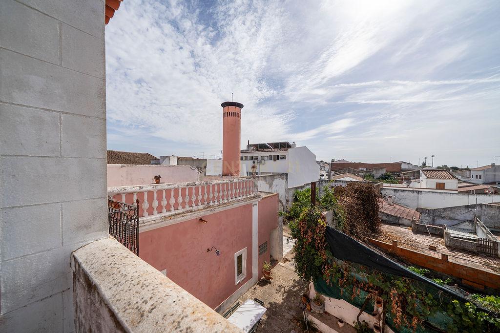 Casa Senhorial do Sec XIX no coração de Ferreira do Alentejo - Image 34
