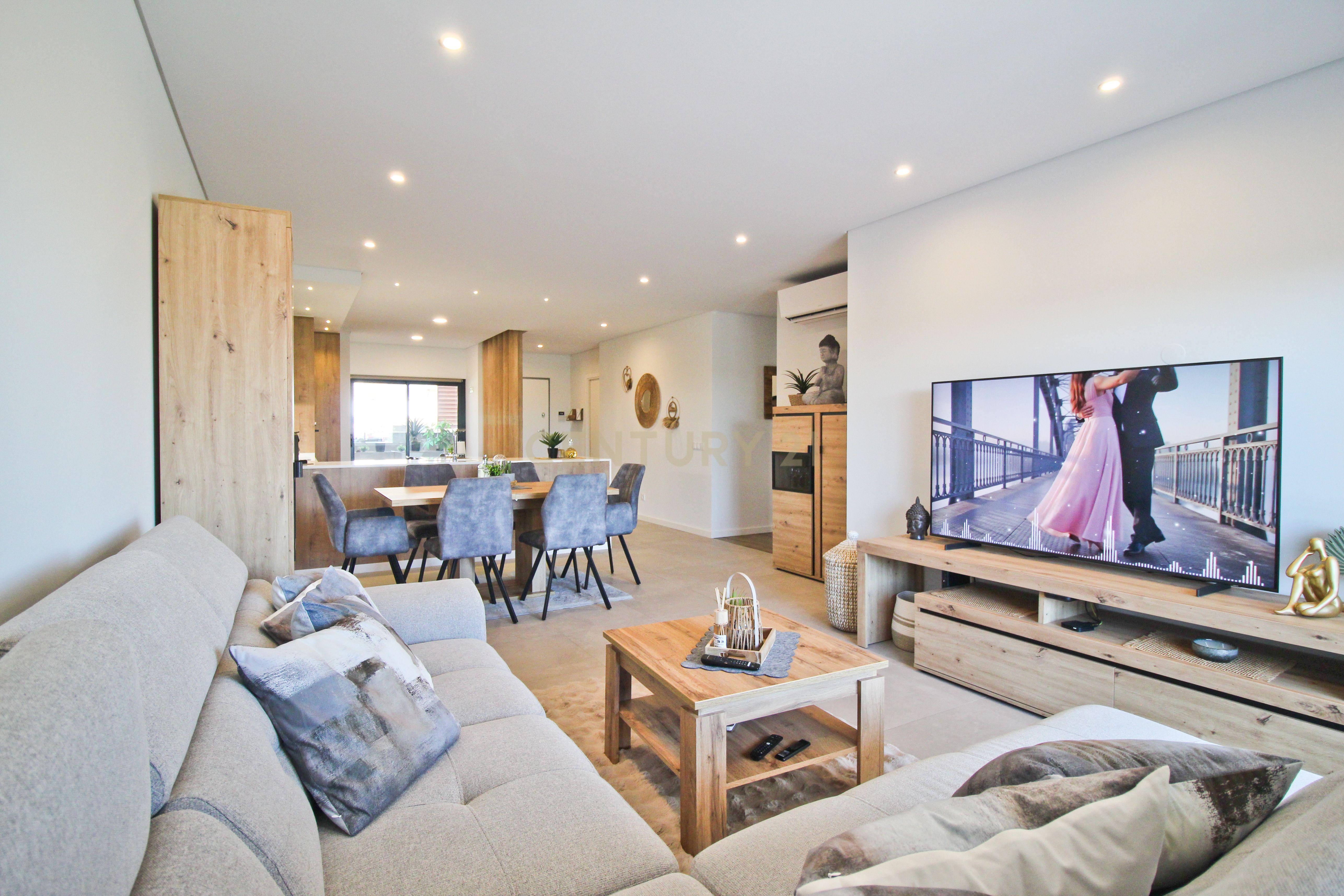 Fotografia 8 de Apartamento T3 Moderno e Elegante em Portimão .