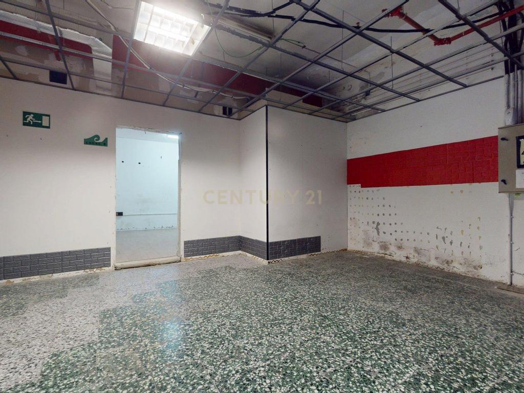 Espaçoso imóvel comercial para renovar no centro de Madrid, a apenas 10 minutos da estação de Atocha. - Image 25