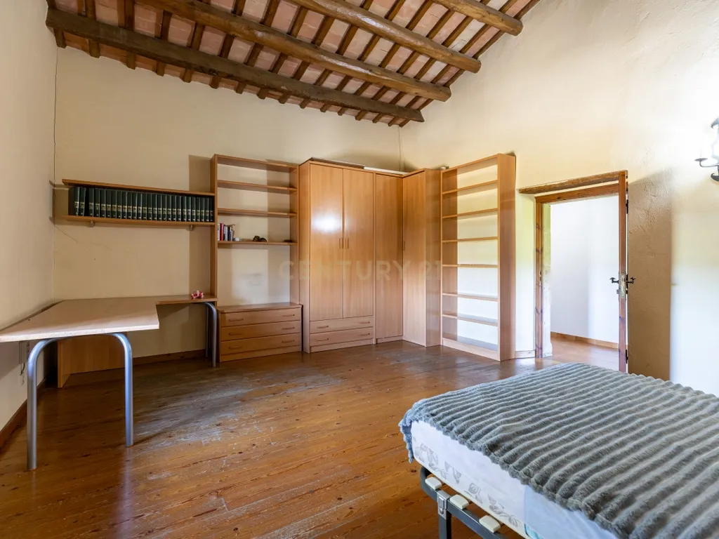 MASIA CATALANA EN VENDA A LLAGOSTERA – MÉS DE 7 HECTÀREES DE TERRENY, LLICÈNCIA TURÍSTICA, PISCINA I CAMP DE FUTBOL - Image 94
