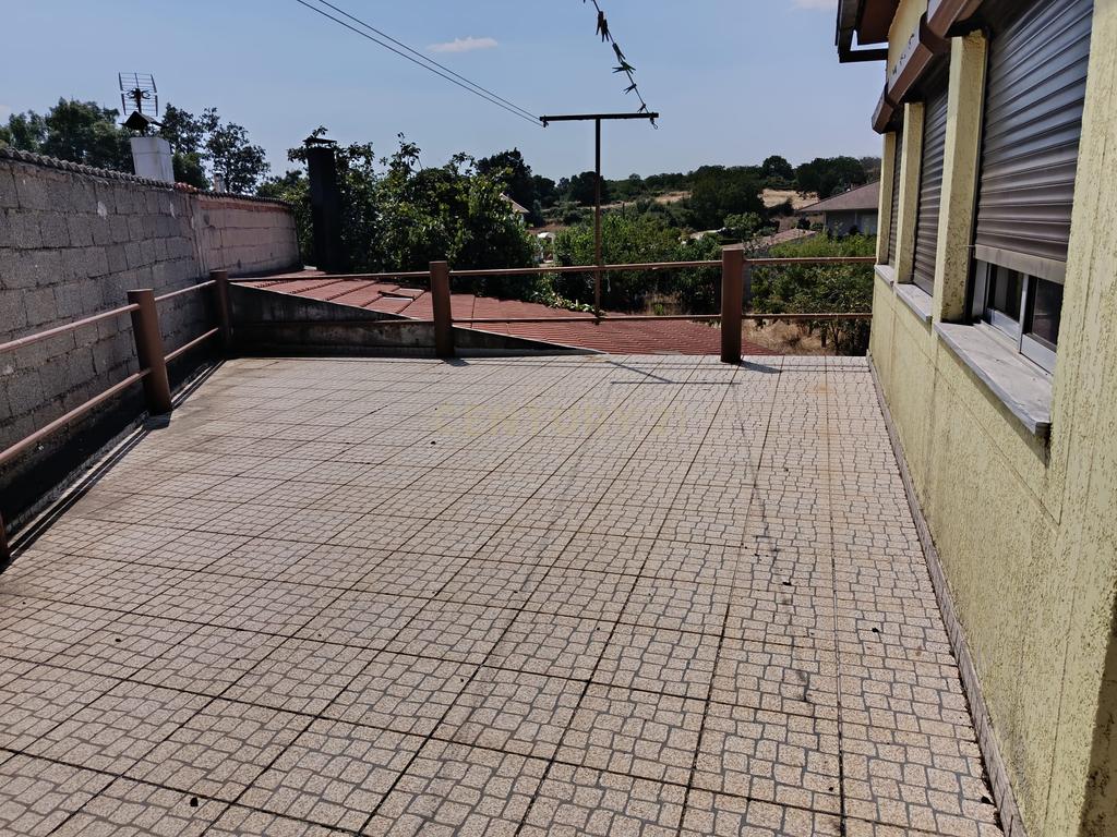 Moradia T4 com Terreno - Salsas - Bragança - Image 33