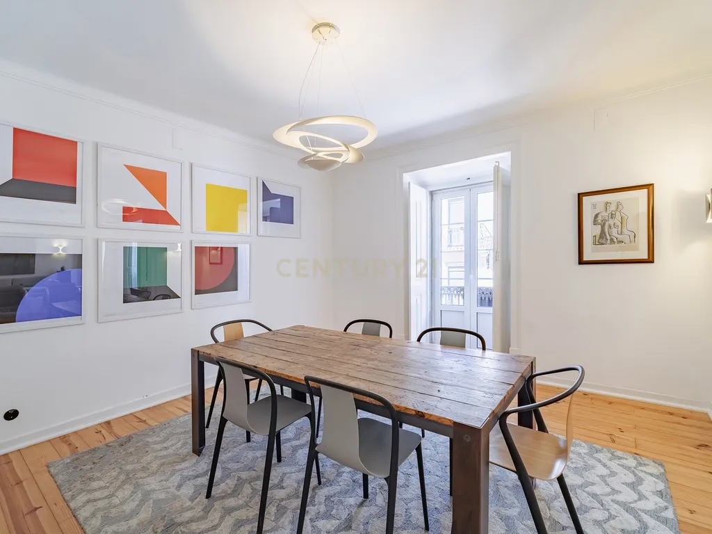 APARTAMENTO DE LUXO NA RUA DE SÃO BENTO — 188 m² | PRÍNCIPE REAL · ESTRELA - Image 9