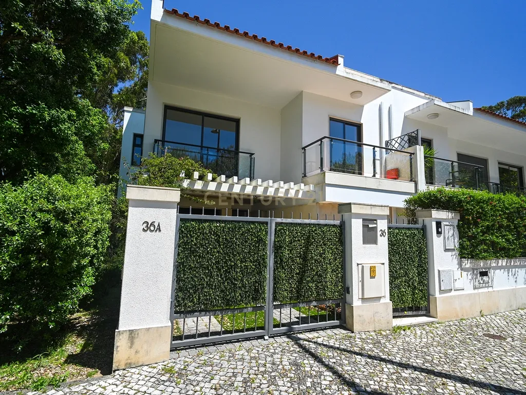 Moradia em Banda T4 no Empreendimento Oeiras Golfe Residence - Image 4