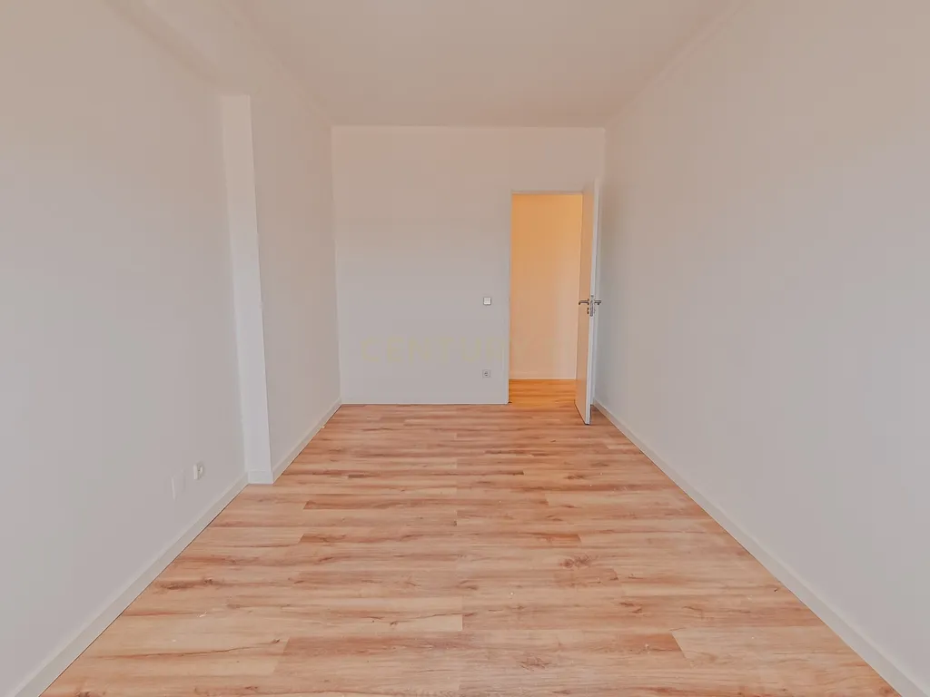 Apartamento T2 em Peniche - Image 12