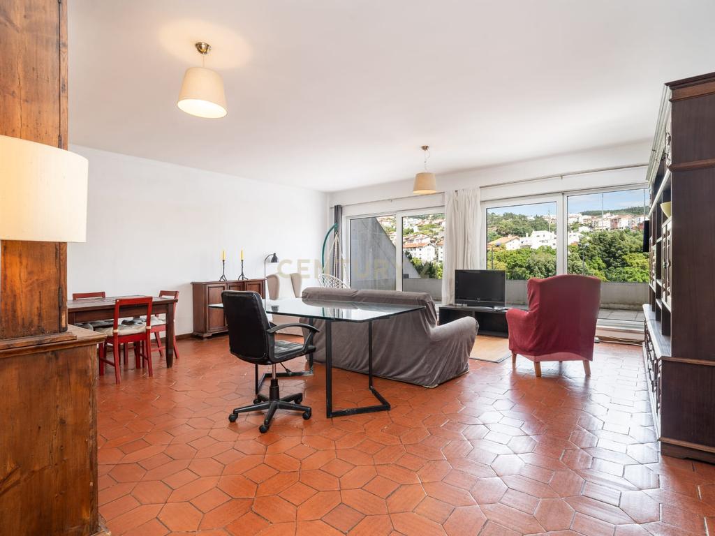T3 Duplex com 2 Terraços, na Av. Elísio de Moura, em Coimbra - Image 2