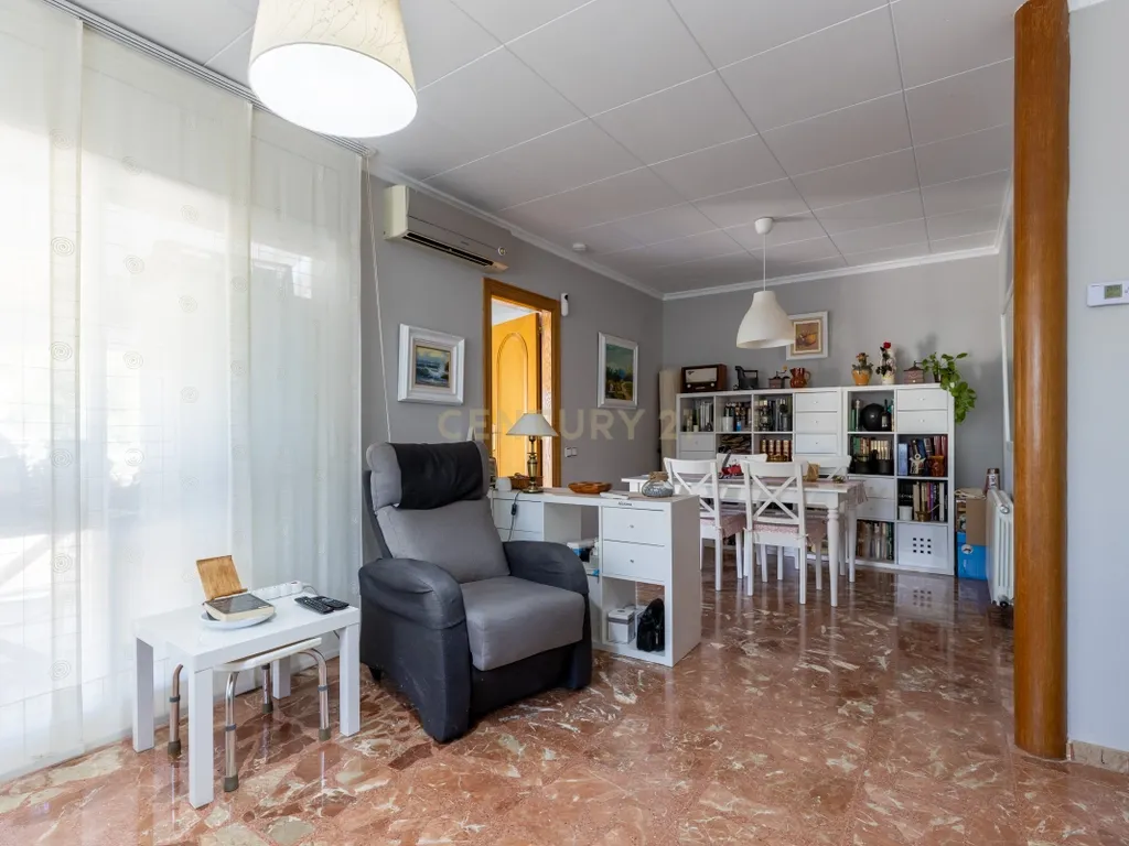 Gran oportunitat d’una exclusiva propietat amb habitatge independent - Image 26