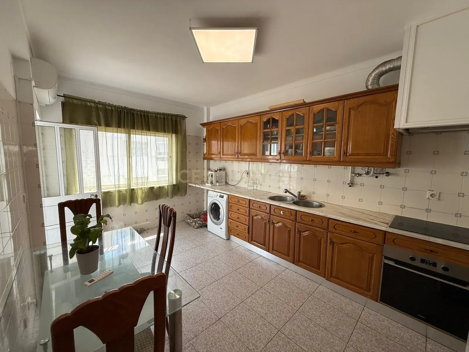 Fotografia 4 de Apartamento T3 com Garagem e  Arrecadação em Abrantes, Santarém