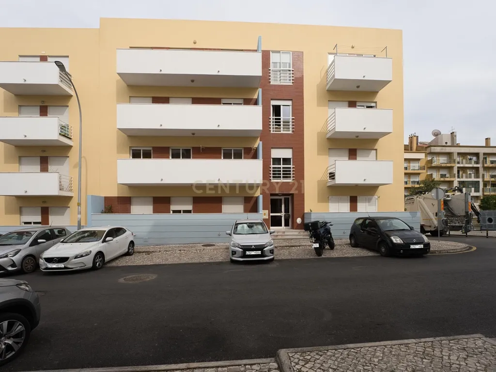 Apartamento T3 com garagem em box e Wallbox | São Domingos de Rana, Cascais - Image 30