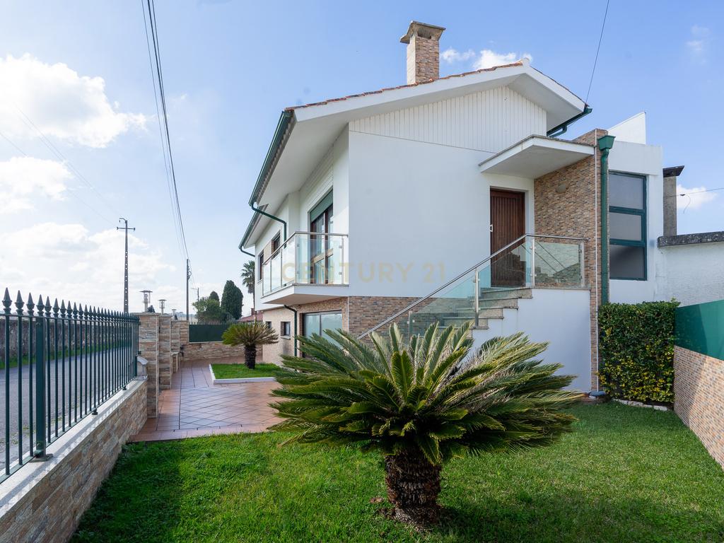 Moradia T4, com jardim e terraço, em Anadia  - Image 39