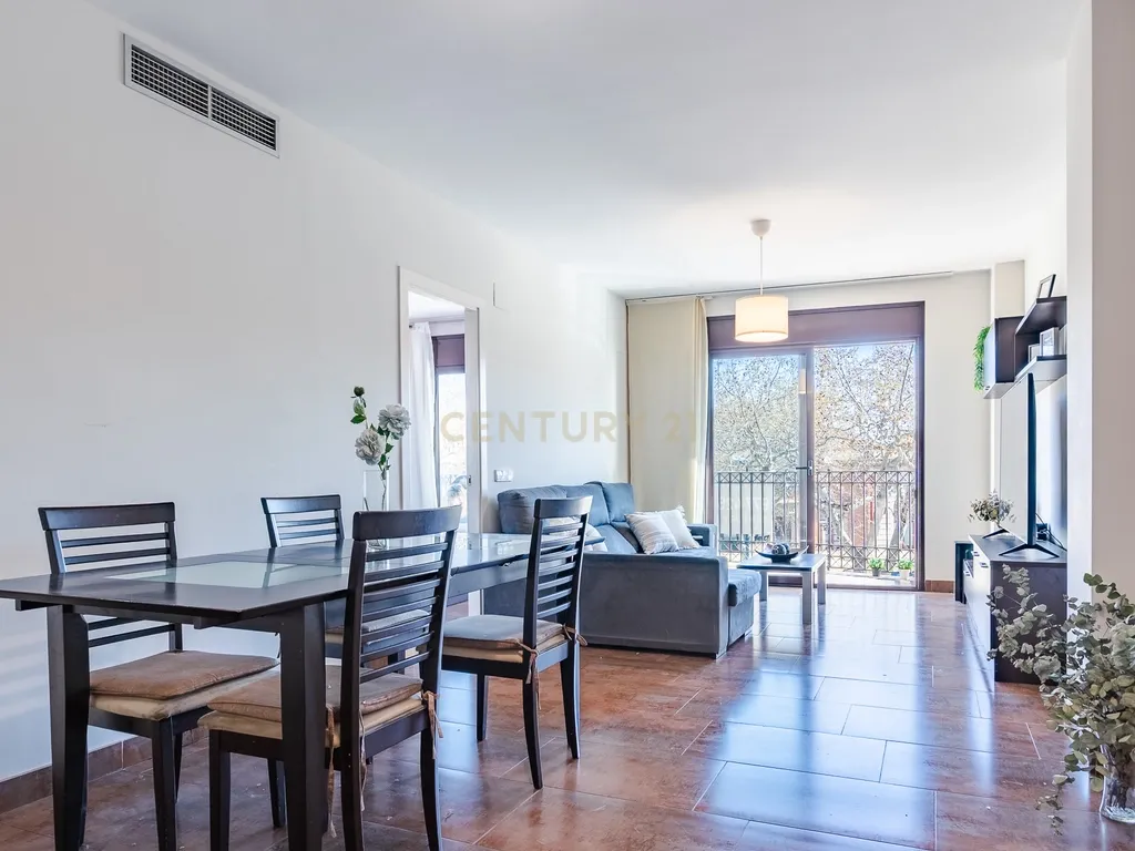 Apartamento amplo de 3 quartos no coração de Vendrell - Image 28