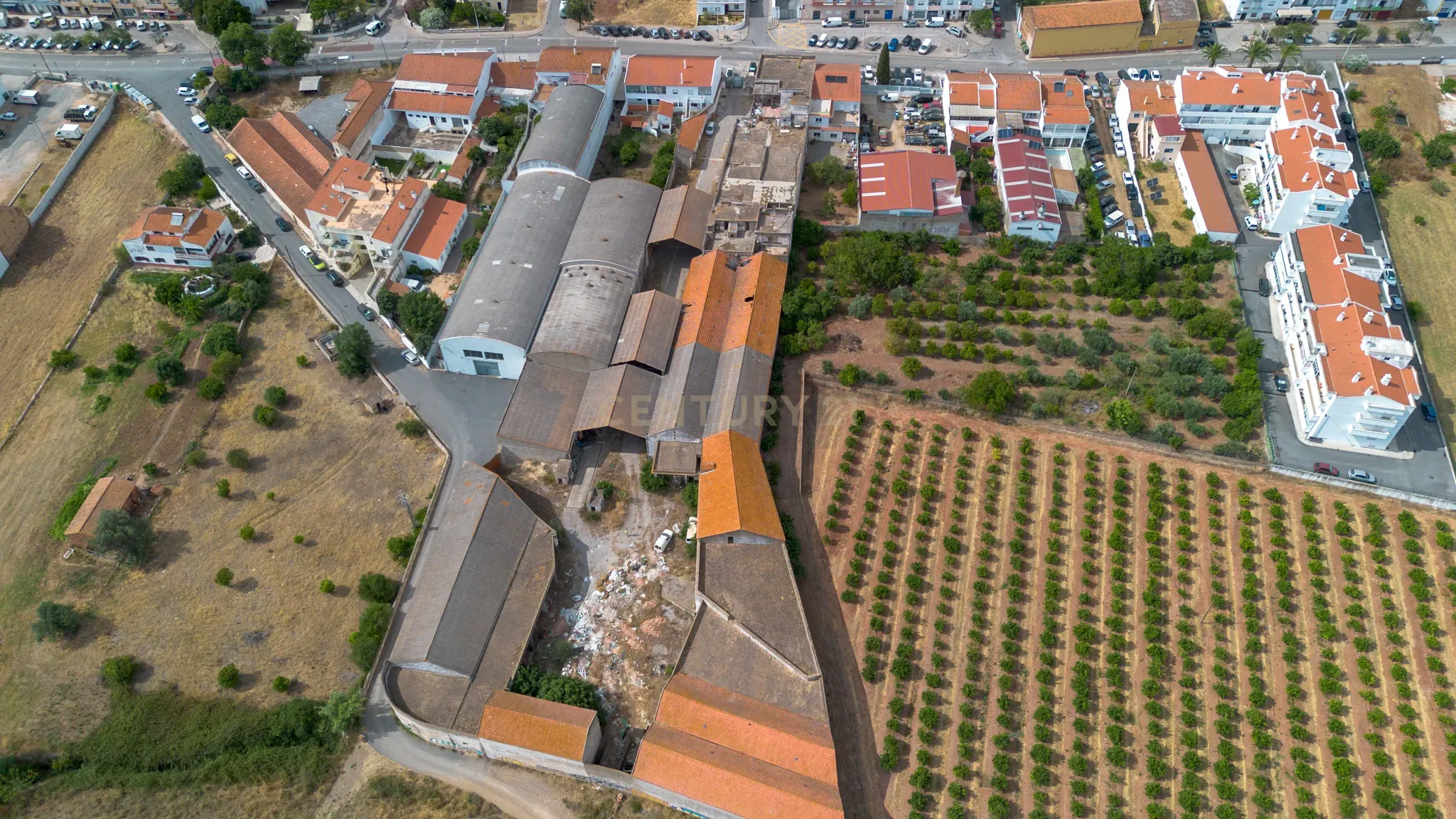 Fotografia 8 de Terreno Urbano com 7.780m2 I Armazéns e Habitação I São Bartolomeu de Messines