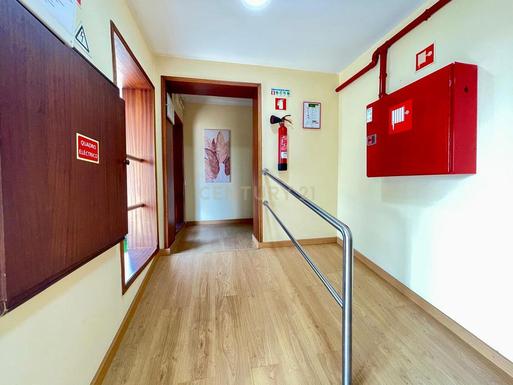 Moradia com 7 quartos em Fânzeres - Image 5