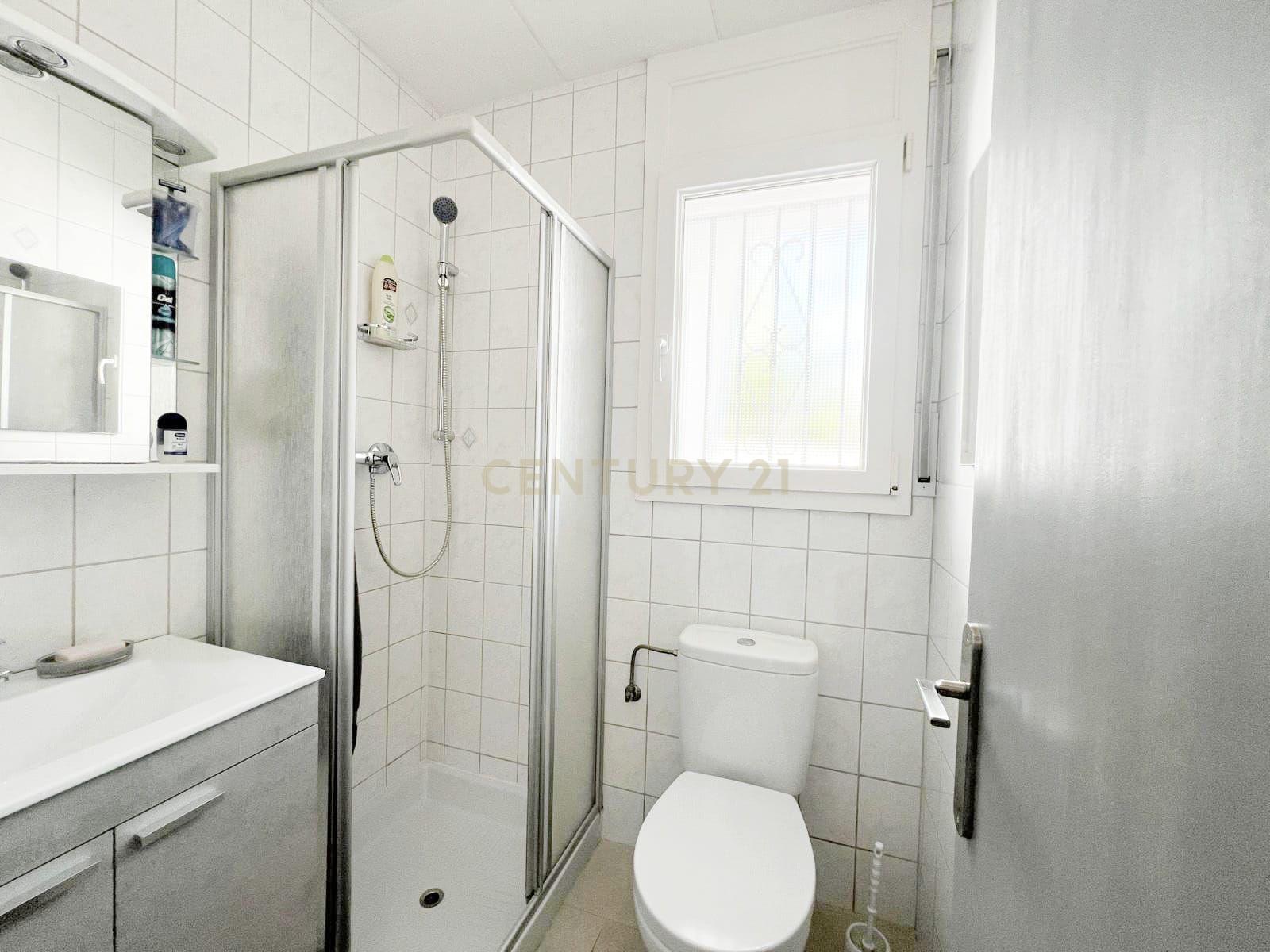 Luxuosa Moradia com Vista Panorâmica em Girona, Cataluña - Image 45