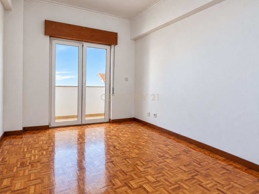🏡 Apartamento T2 com Vista Rio e Serra no Bom Sucesso | Alverca do Ribatejo - Image 12