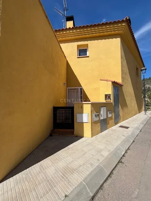 Luxuosa Moradia com Vista para a Montanha em Tarragona - Image 24