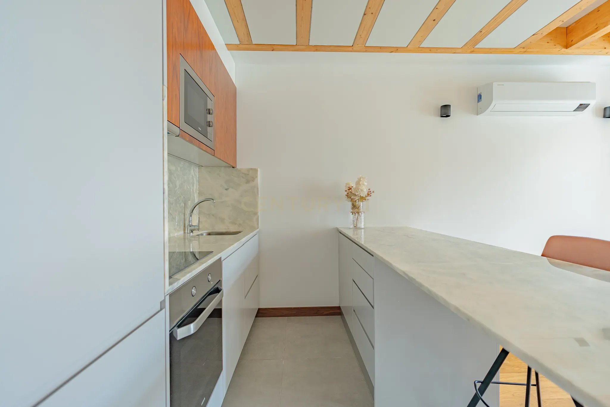 Arrendamento T2 Duplex S. Bento| Santa Catarina | Porto - Image 6